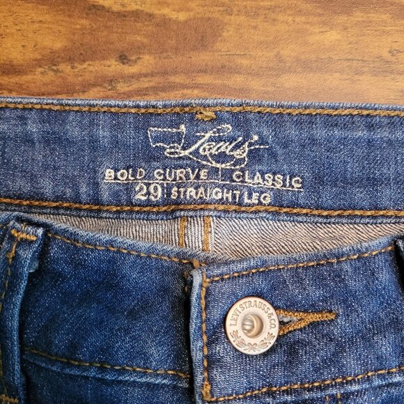 Levi's Jeans Size 8 Bold Curve Classic Straight Mid Rise Medium Light Wash - Picture 4 of 11